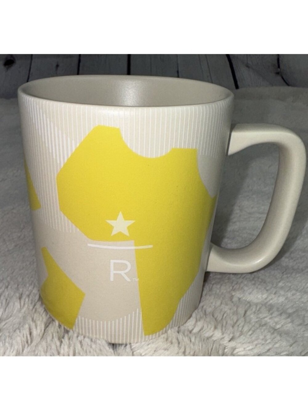 2018 STARBUCKS Reserve Cream Yellow African Map Mug 12 oz